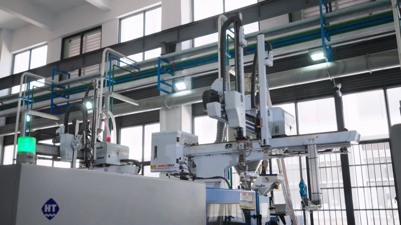 Fibermint injection molding machine